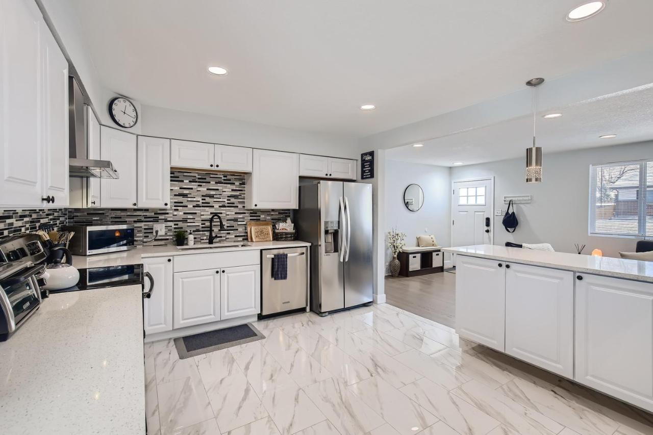 Peaceful And Comfy 4Br Home Near Downtown Denver アーバダ エクステリア 写真